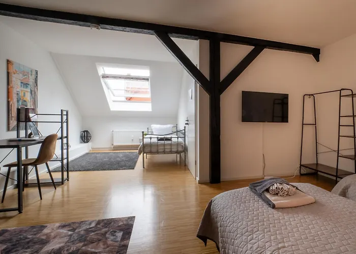 Urban Living Unter Den Daechern Der Goettinger Altstadt