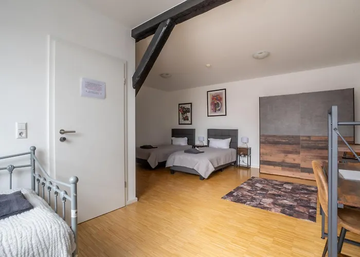 Urban Living Unter Den Daechern Der Goettinger Altstadt