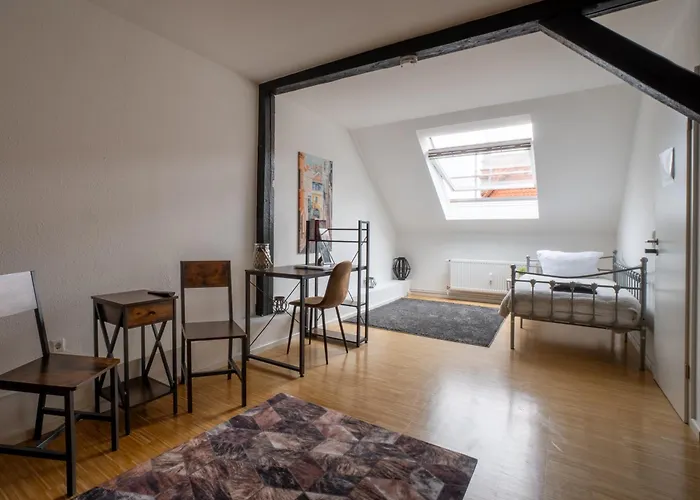 Urban Living Unter Den Daechern Der Goettinger Altstadt