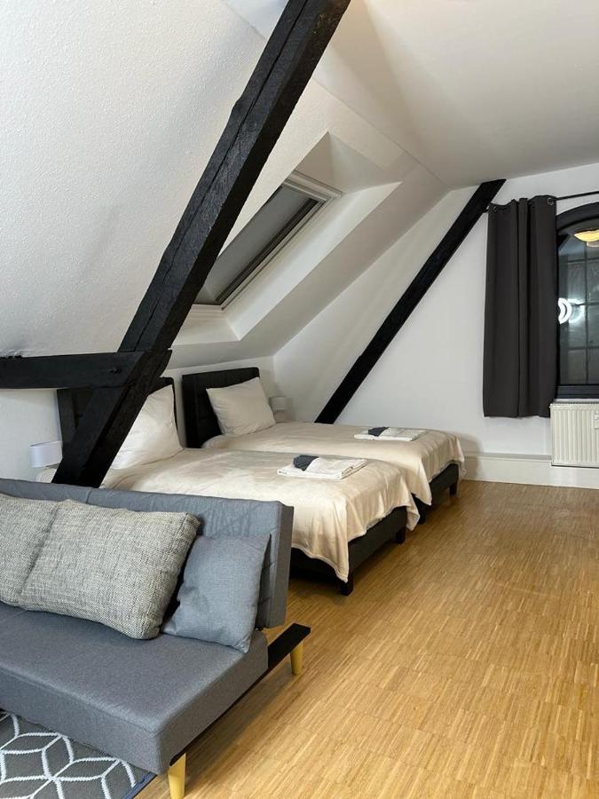 Urban Living Unter Den Daechern Der Goettinger Altstadt *